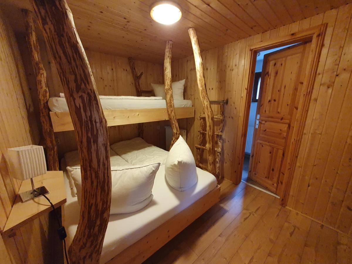 Ferienhaeuser & - Naturcamp Meyersgrund Im Thueringer Wald Дом отдыха Ильменау